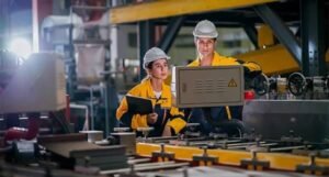 Manufacturing Business: Advantages and Disadvantages